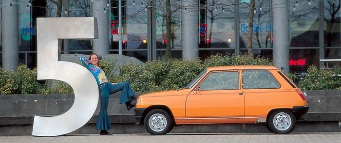 Renault 5 - трижды первый в мире