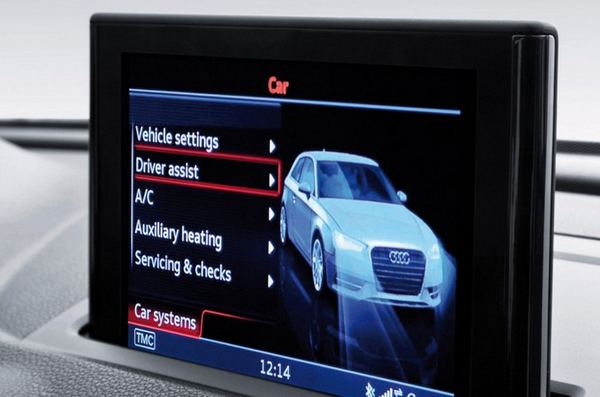 Audi продемонстрировала интерьер нового A3