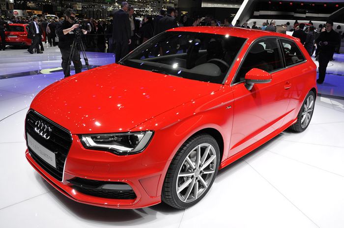 Немцы показали новое поколение Audi A3