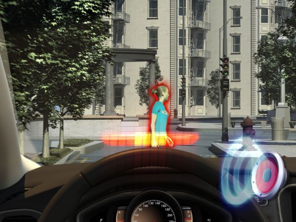 Система отслеживания пешеходов не даст водителю слишком уж заспаться: проецируемый световой сигнал будет ярким, а предупредительный гудок — громким.