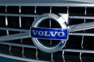 Volvo отказывается от больших моторов