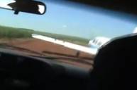 Полицейские на chevrolet протаранили взлетающий самолет контрабандистов