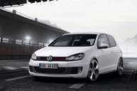 Volkswagen golf gti стал лучшим автомобилем года в сша
