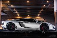 Lamborghini построила для джеки чана особый aventador