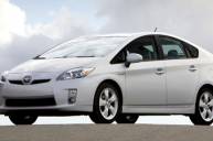 Toyota задерживает выход гибрида prius нового поколения на полгода