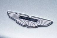 Aston martin рассекретил интерьер седана lagonda