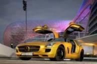 &quot;Золотой&quot; Mercedes-Benz SLS AMG Desert Gold представили в ОАЭ