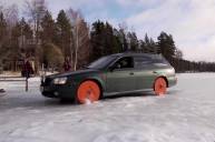 Subaru с дисками от циркулярной пилы вместо колес