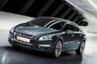Компания Peugeot показала прототип нового большого седана