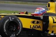 Хозяин Renault F1 готов заменить Петрова на Райкконена