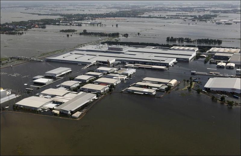 Затопленный завод Хонда в Тайланде