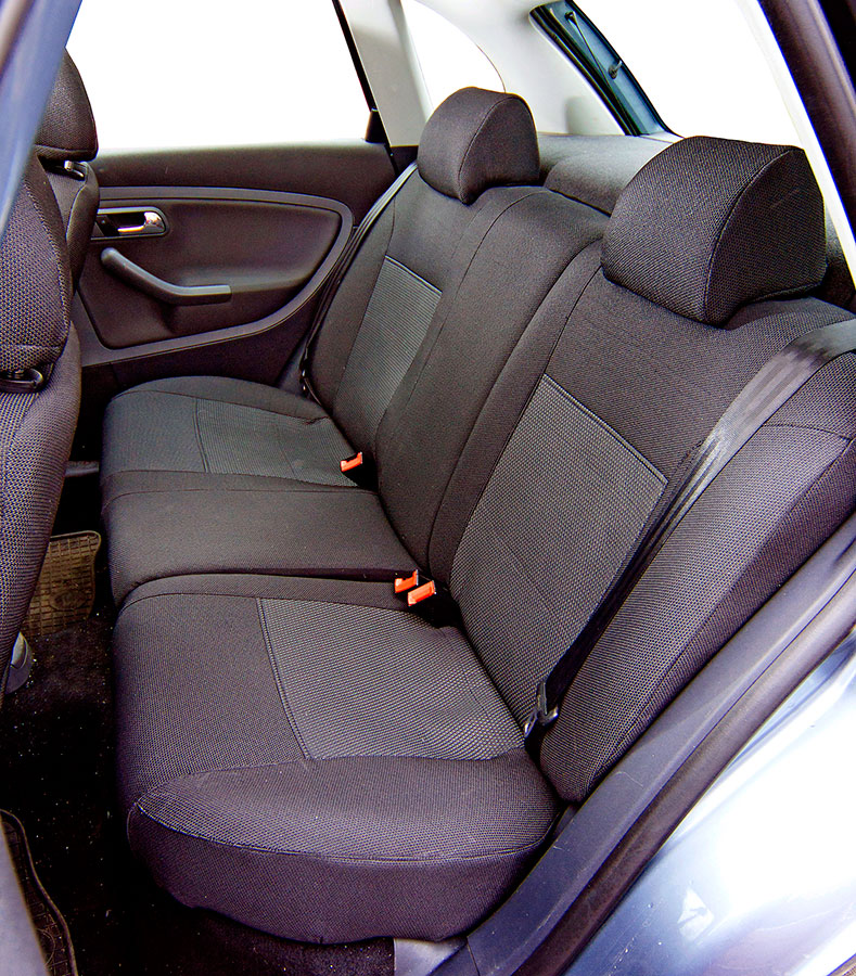Автомобилные чехлы модельные Seat - 3 Ibiza 02 - 08