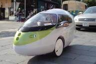 Одноместный электромобиль, потребляющий в городе меньше энергии, чем велосипед, выехал на улицу