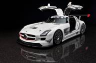 Mercedes-Benz познакомил зрителей с суперкаром sls amg gt3