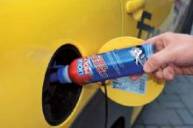 Присадки в топливо: улучшают работу мотора, но могут отравить авто и водителя